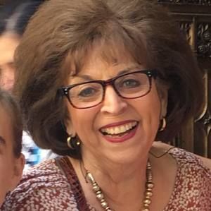 Meet your Posher, Lynda